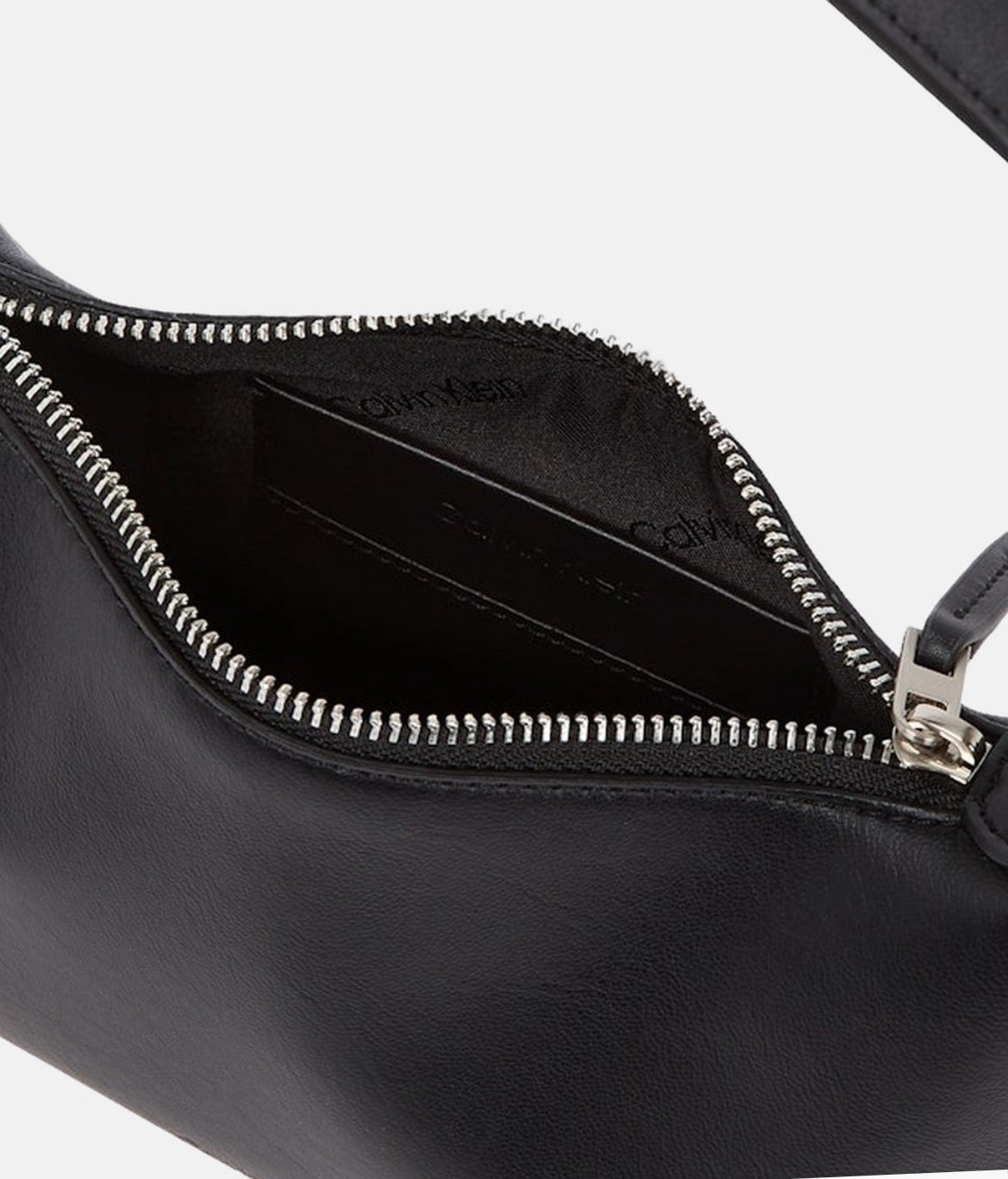 Класическа дамска чанта Calvin Klein