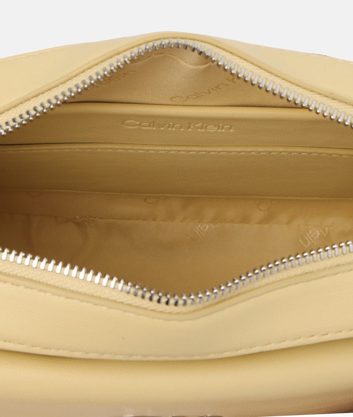 Кросбоди чанта Calvin Klein