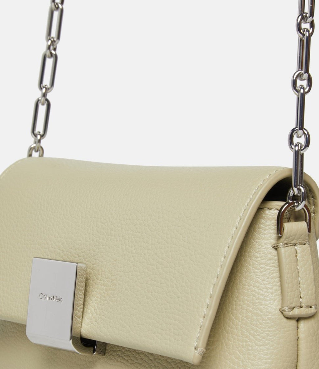 Чанта Calvin Klein