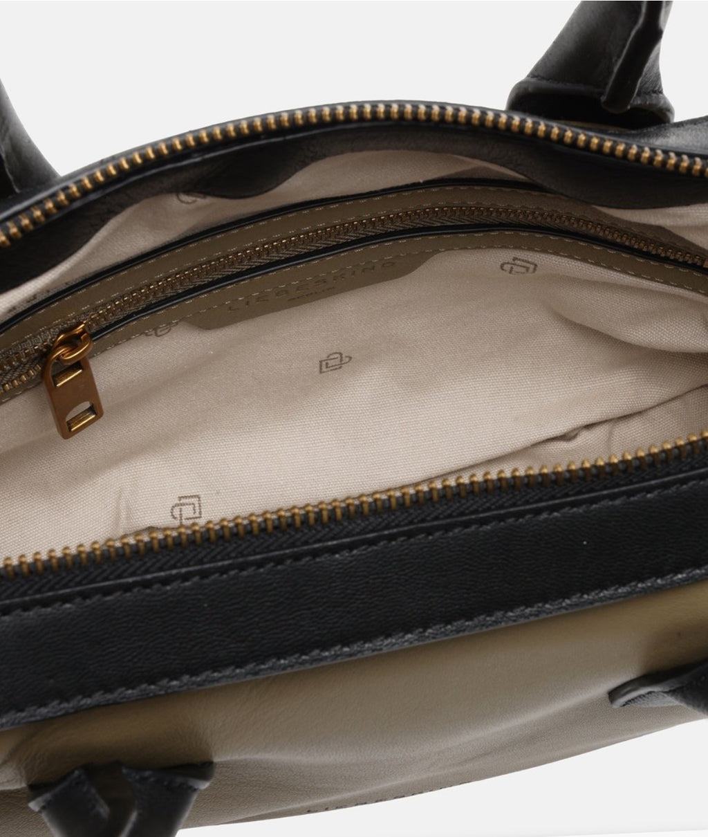 Liebeskind кожена чанта