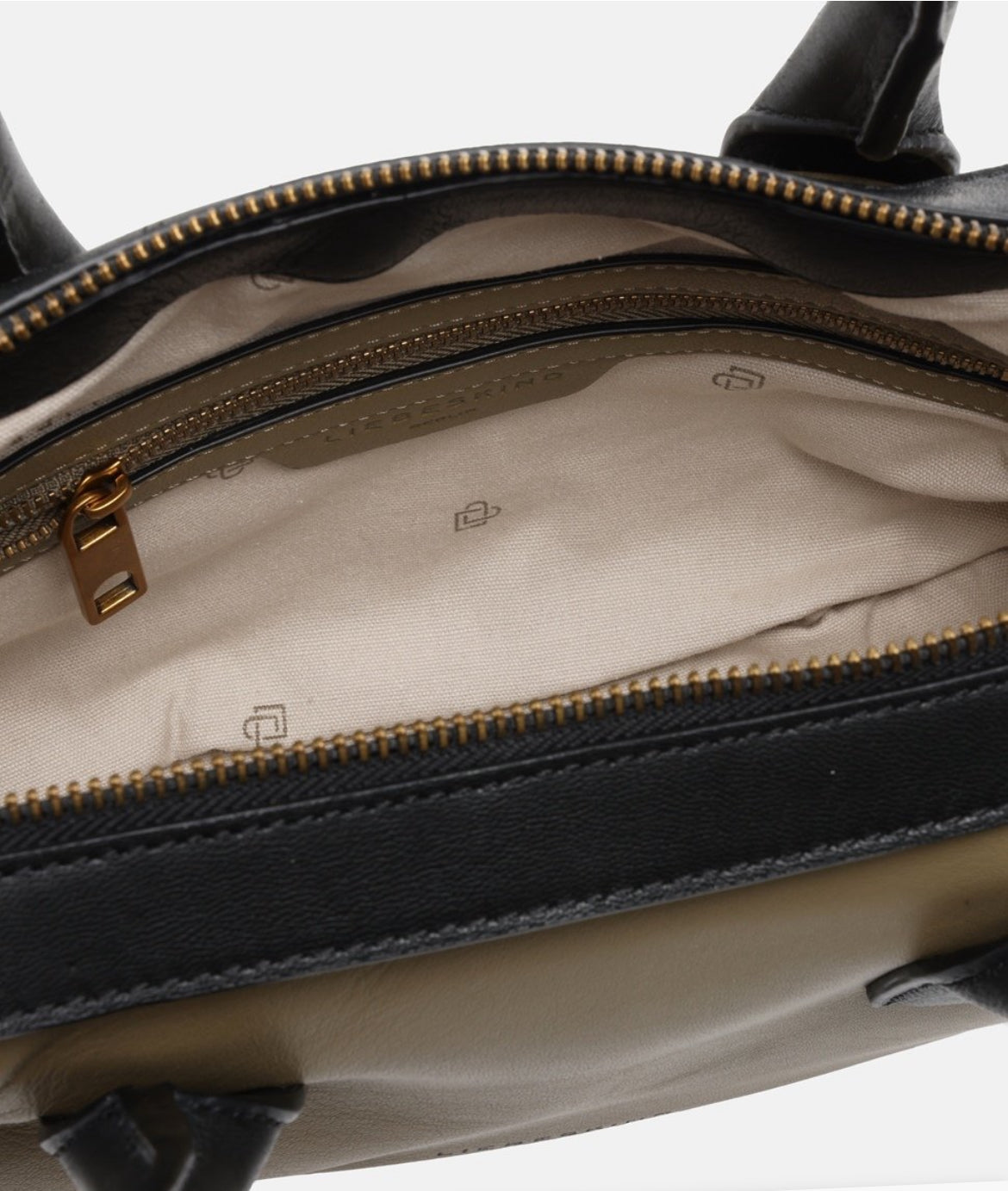 Liebeskind кожена чанта