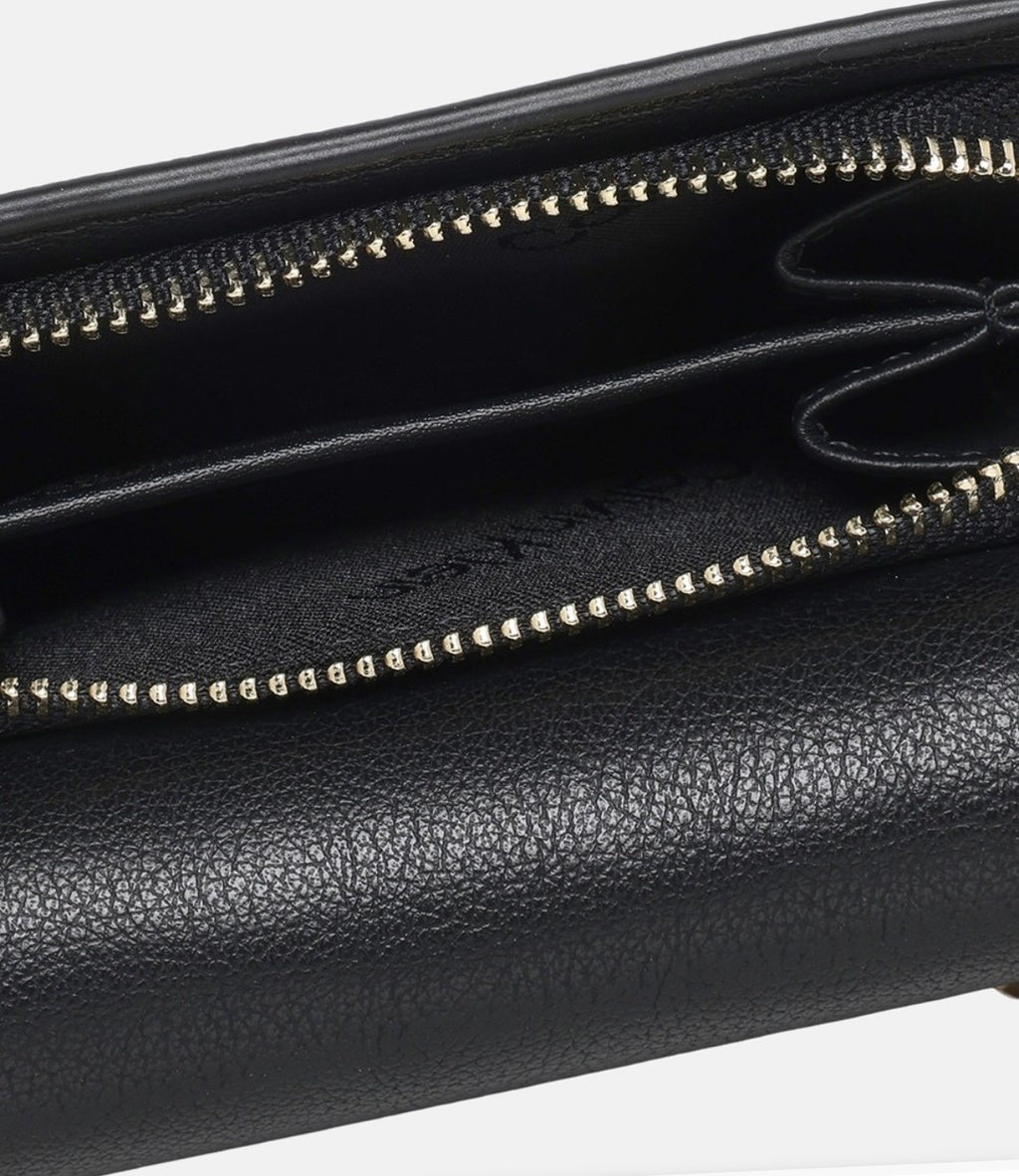 Компактна дамска чанта Calvin Klein