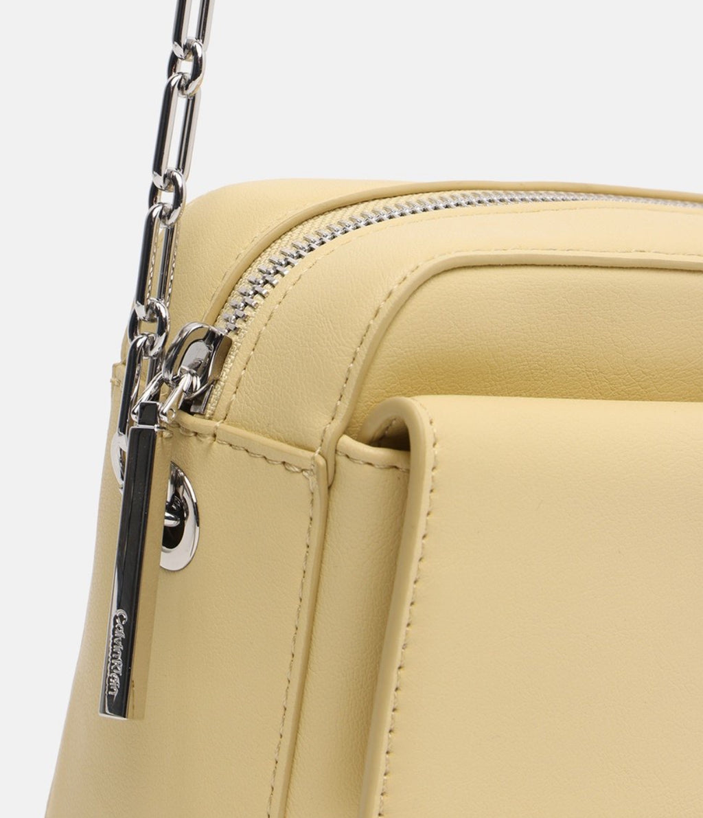 Кросбоди чанта Calvin Klein